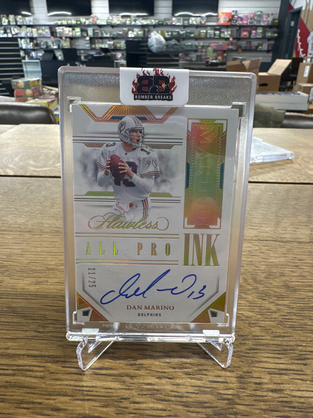 Dan Marino 2023 Panini Flawless All-Pro Ink Auto 11/25