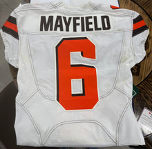 Load image into Gallery viewer, Baker Mayfield NFLPA Rookie Premiere Used Official NFL Jersey Authenticated by Fanatics

