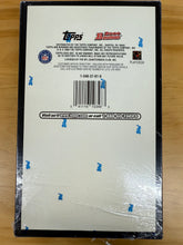Load image into Gallery viewer, 2000 Bowman Football Hobby Box  (Possible Tom Brady Rookie)
