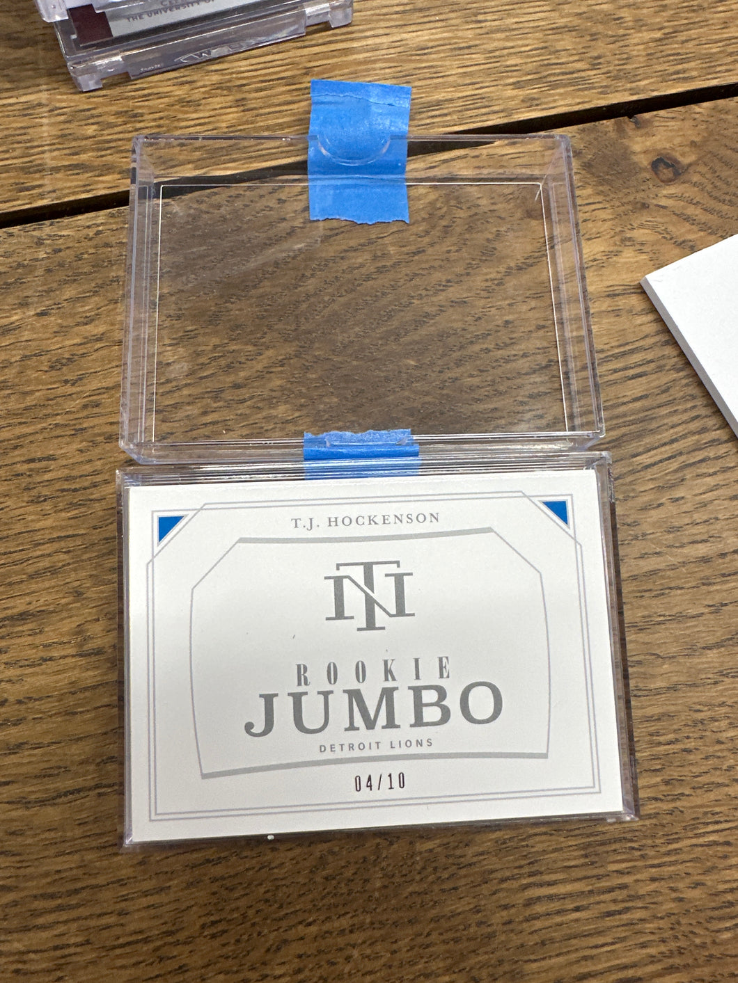TJ Hockenson 2019 Panini National Treasures The Duke Wilson Football Patch Auto Booklet RC 04/10