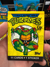 Load image into Gallery viewer, TMNT Teenage Mutant Ninja Turtles 1989-90 Topps Trading Cards 11 Card Jumbo pack
