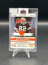 Load image into Gallery viewer, Ozzie Newsome 2015 Panini Obsidian Aurora Autograph #AA-ON /10
