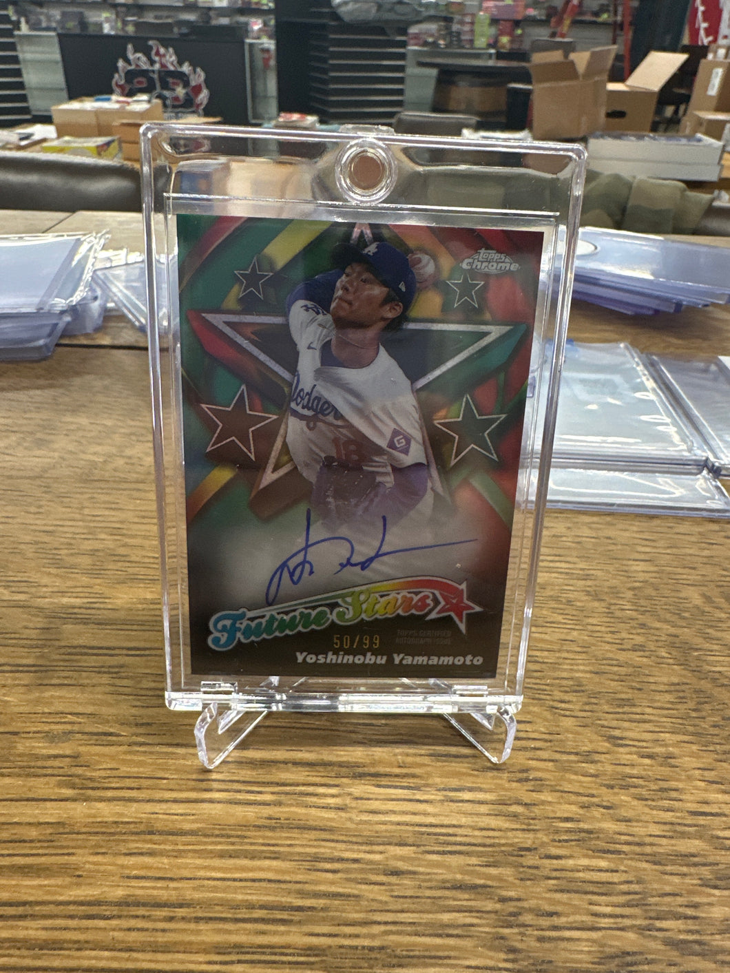 Yoshinobu Yamamoto 2025 Topps Chrome Future Stars Auto RC 50/99