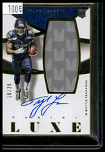 Load image into Gallery viewer, Tyler Lockett 2015 Panini Luxe Framed Rookie Mem. Autographs Prime Gold#/25
