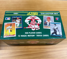 Load image into Gallery viewer, 1991 Score Baseball Collector Set Factory Sealed - 900 Cards
