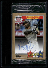 Load image into Gallery viewer, 2022 Topps Fernando Tatis Jr. Oversized Box Toppers Autographs #/10
