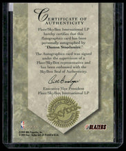 Load image into Gallery viewer, 1999-00 SkyBox Premium #NNO Damon Stoudamire Autographics
