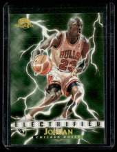 Load image into Gallery viewer, 1995-96 SkyBox Premium #278 Michael Jordan
