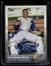 Load image into Gallery viewer, 2015 Topps #39b Salvador Perez Image Variation
