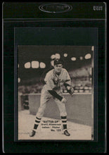 Load image into Gallery viewer, 1934-36 Batter-Up (R318) #123 Oral Hildebrand
