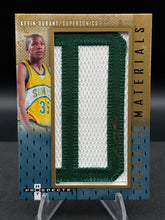 Load image into Gallery viewer, 2007-08 Fleer Hot Prospects #RM-KD Kevin Durant Rookie Materials Autograph
