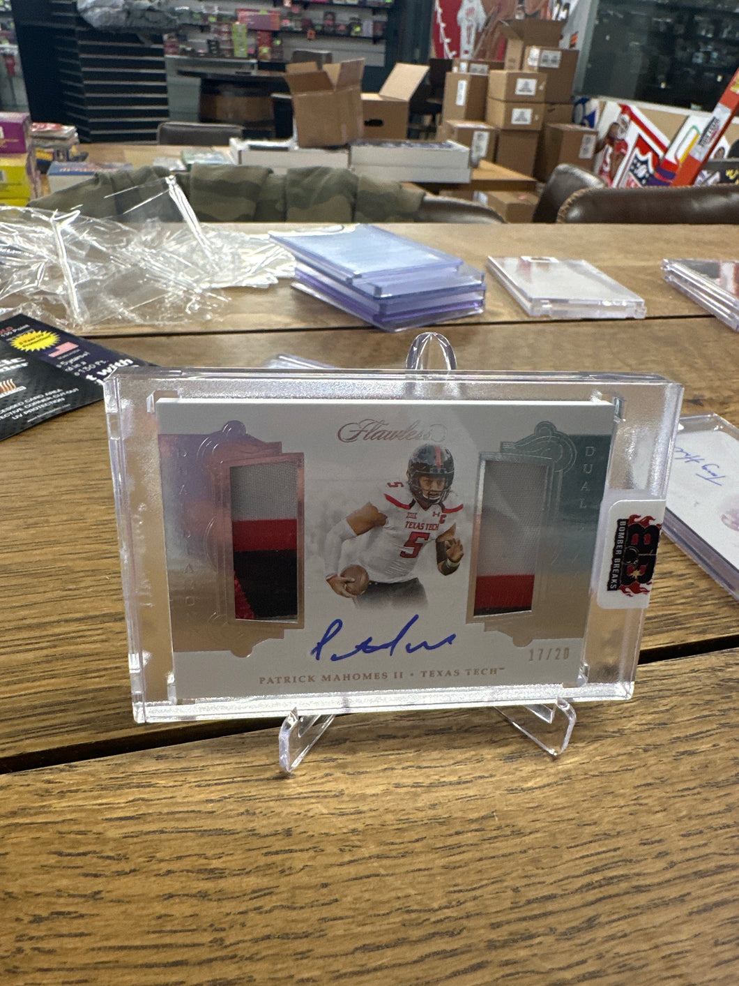 Patrick Mahomes 2018 Panini Flawless Dual Patch Auto 17/20