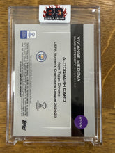Load image into Gallery viewer, Vivianne Miedema 2024/25 Topps Chrome Women’s UEFA Champions League Red Wave Auto 2/5
