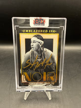 Load image into Gallery viewer, Carmelo Anthony 2025/26 Panini NOIR Emblazoned Ink Auto 41/49
