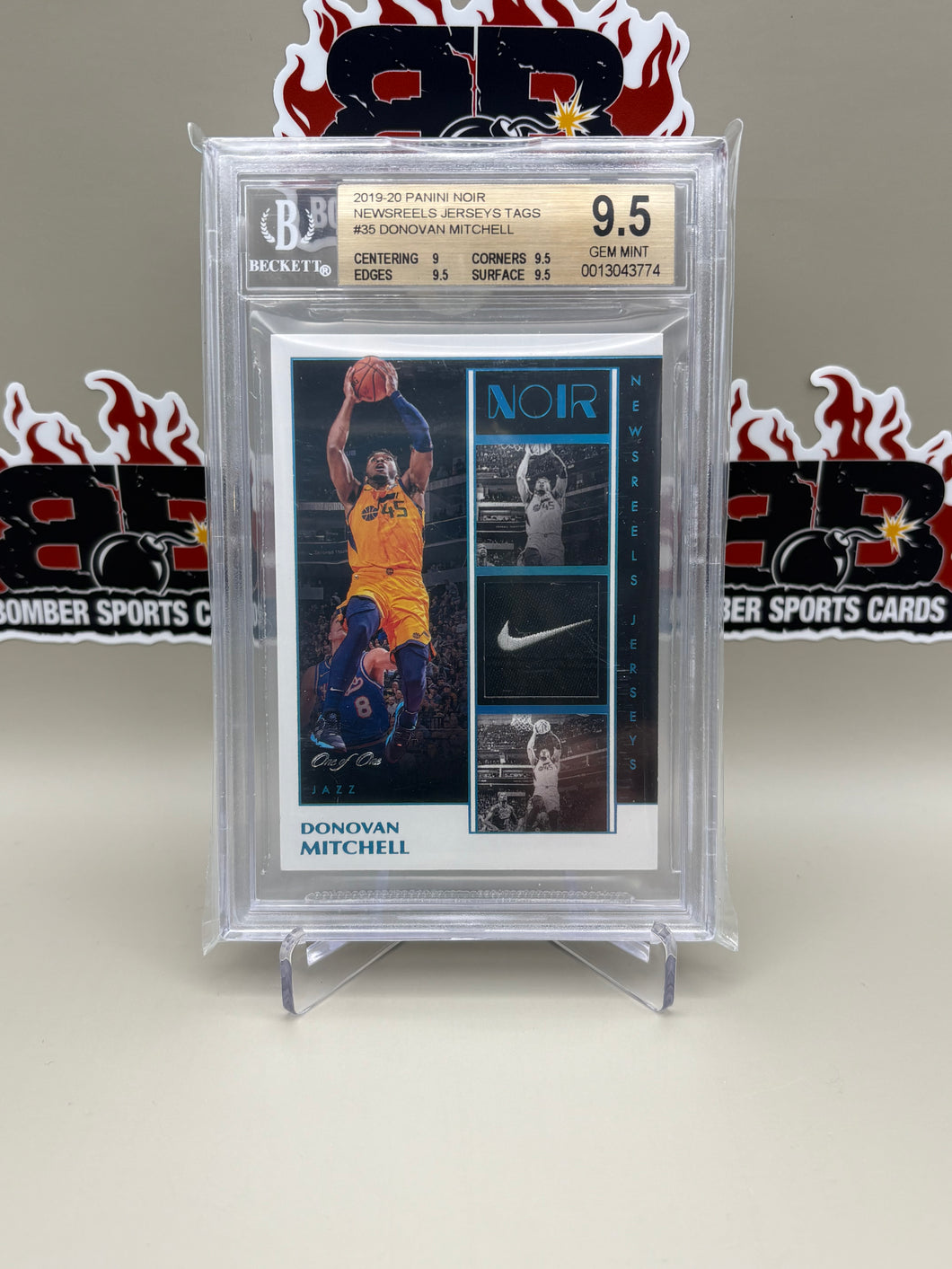 2019 Panini Noir Donovan Mitchell 1/1 Nike Swoosh BGS 9.5